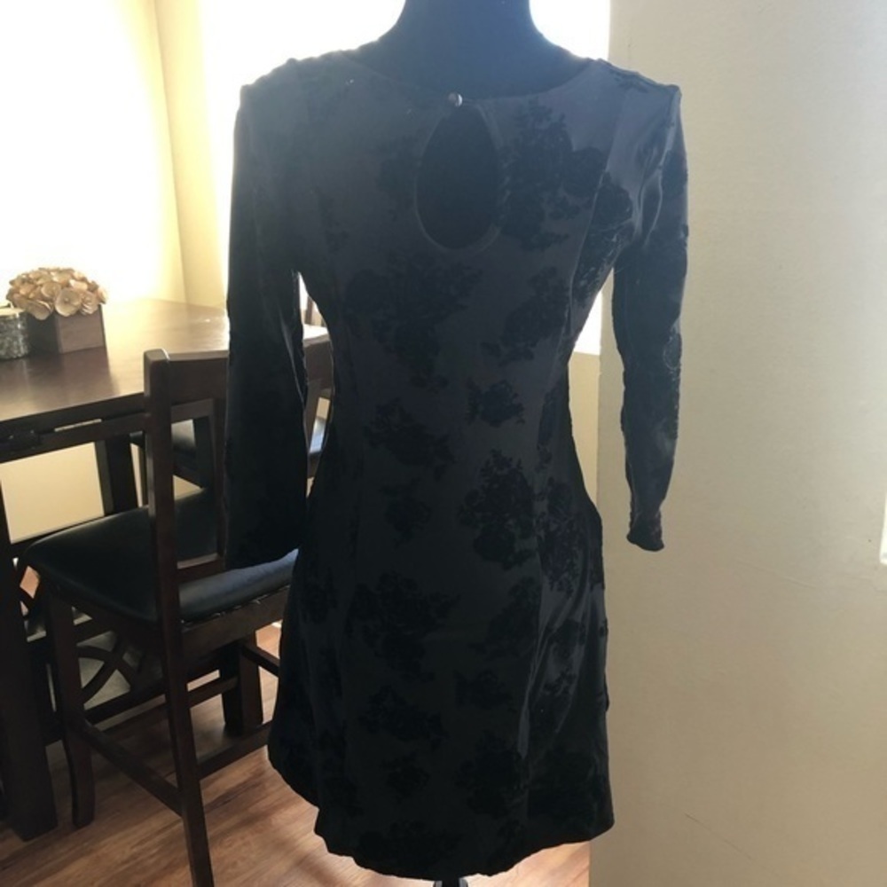 PLANET GOLD JUNIORS FLOCKED FIT FLARE DRESS BLACK - Picture 6 of 6